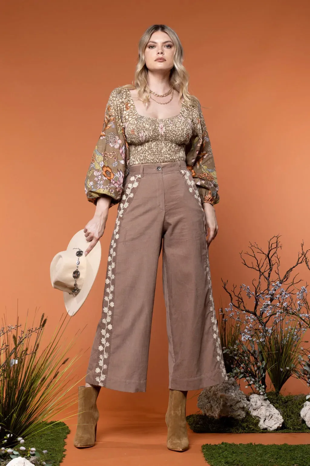 Brown Pants with Embroidery