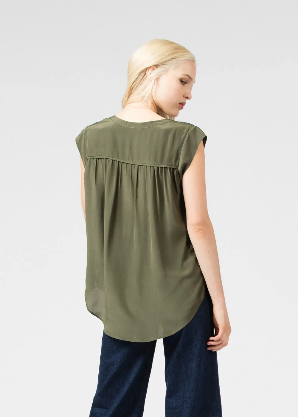 Capp Sleeve Henley