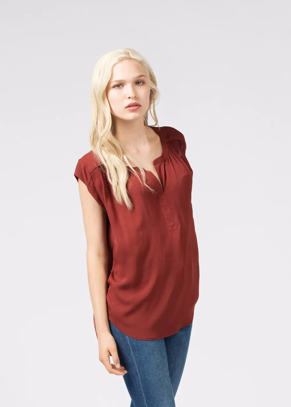 Capp Sleeve Henley