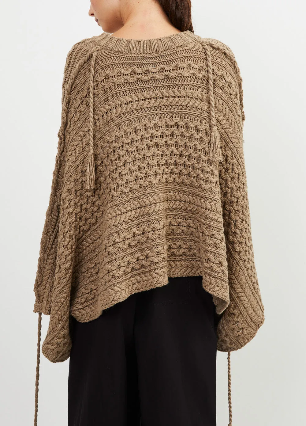 Cropped V-Neck Cable knit