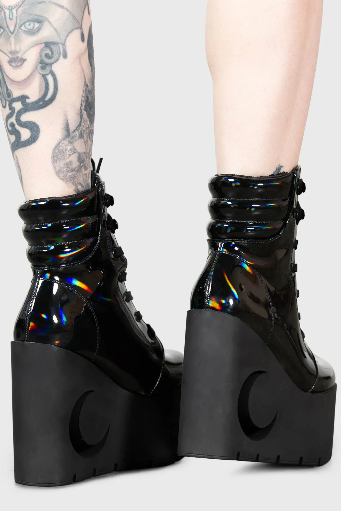 Diana Crescent Wedge Boots [BLACK HOLOGRAPHIC]