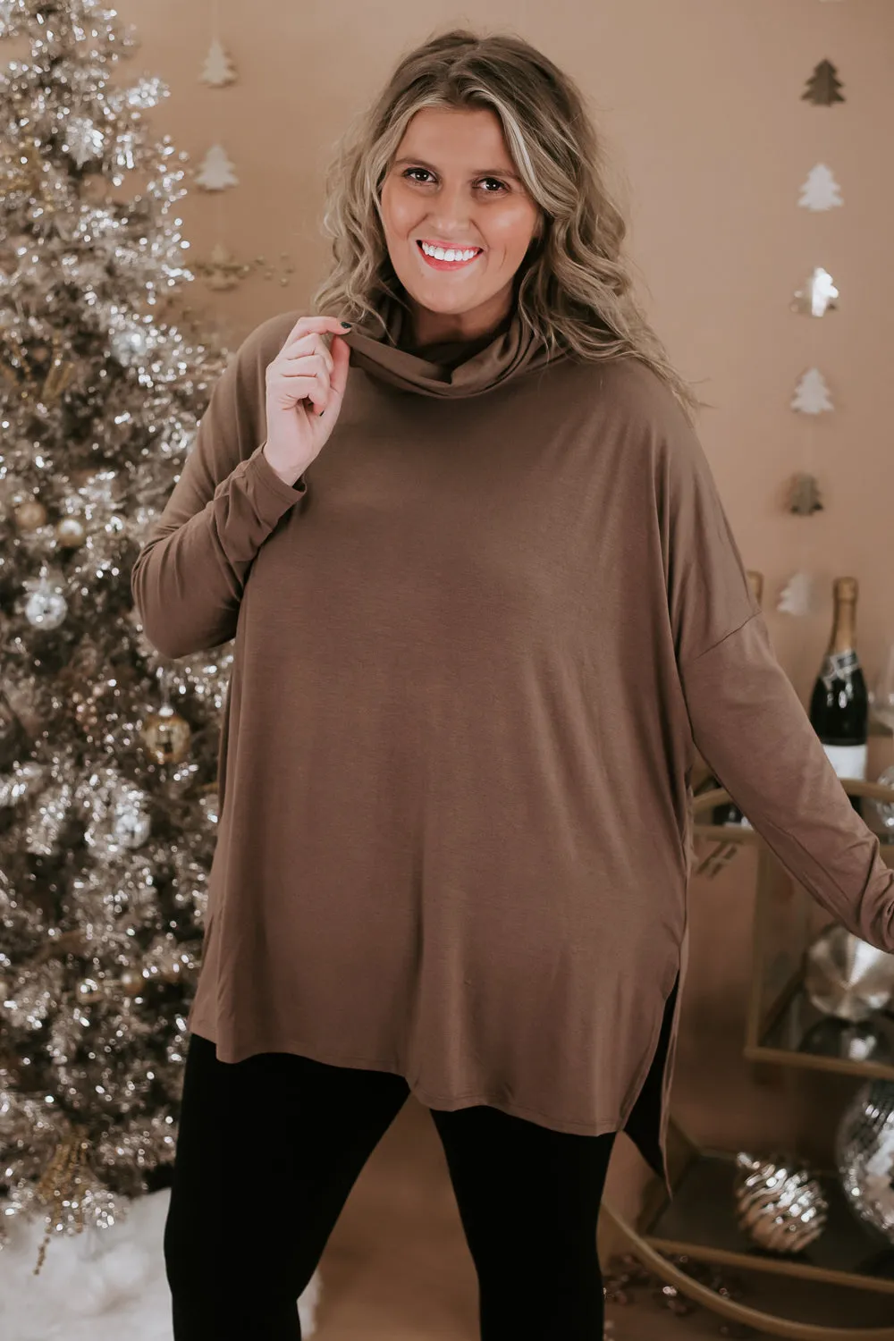 Girl On The Go Poncho, Mocha