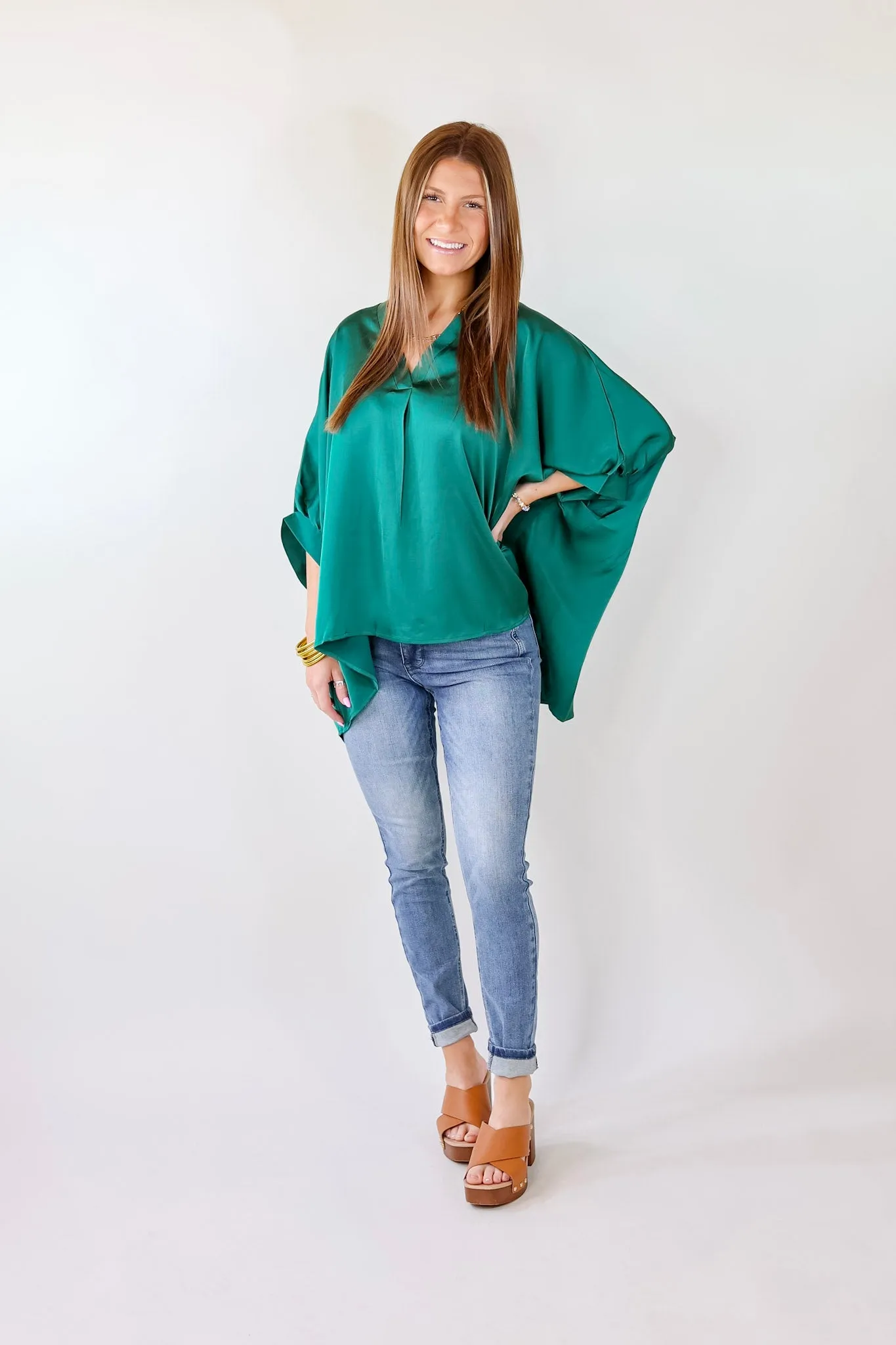 Irresistibly Chic Half Sleeve Oversized Blouse in Hunter Green