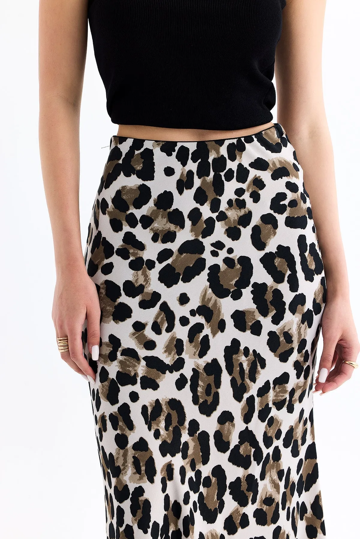 Leopard Patterned Skirt Gray