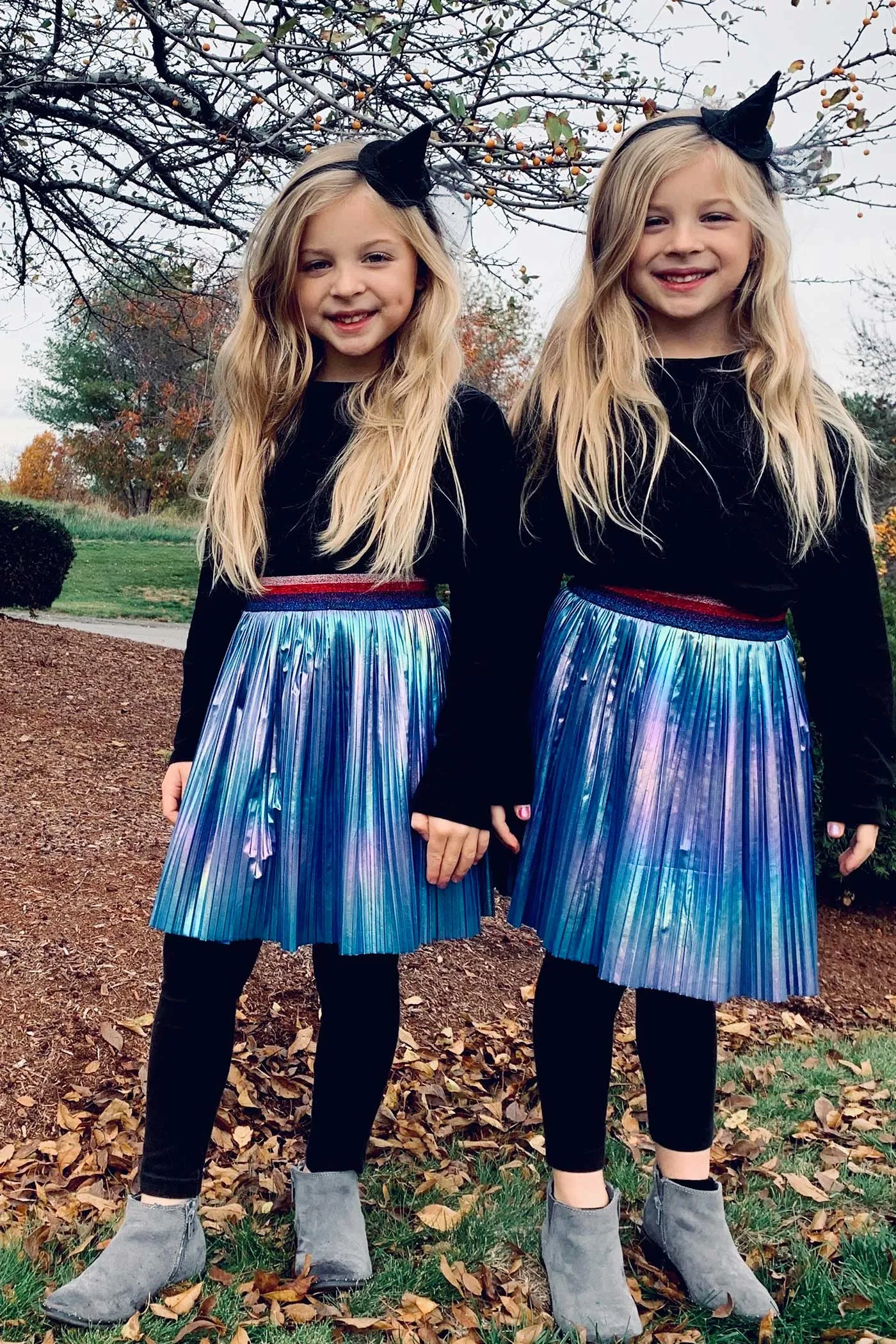 Little Girls Holographic Pleated Skirt