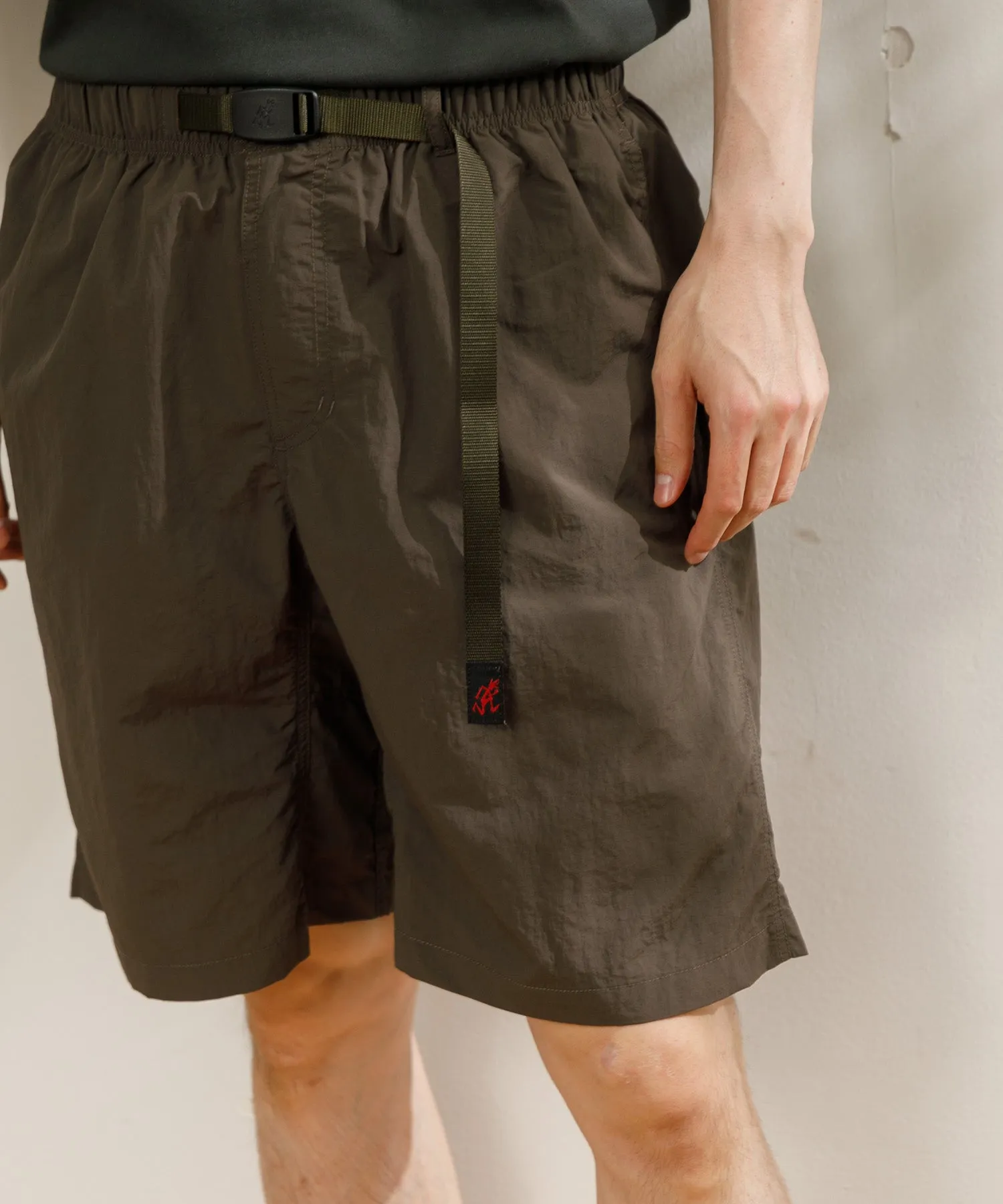 【MEN , WOMEN】GRAMICCI NYLON LOOSE SHORT