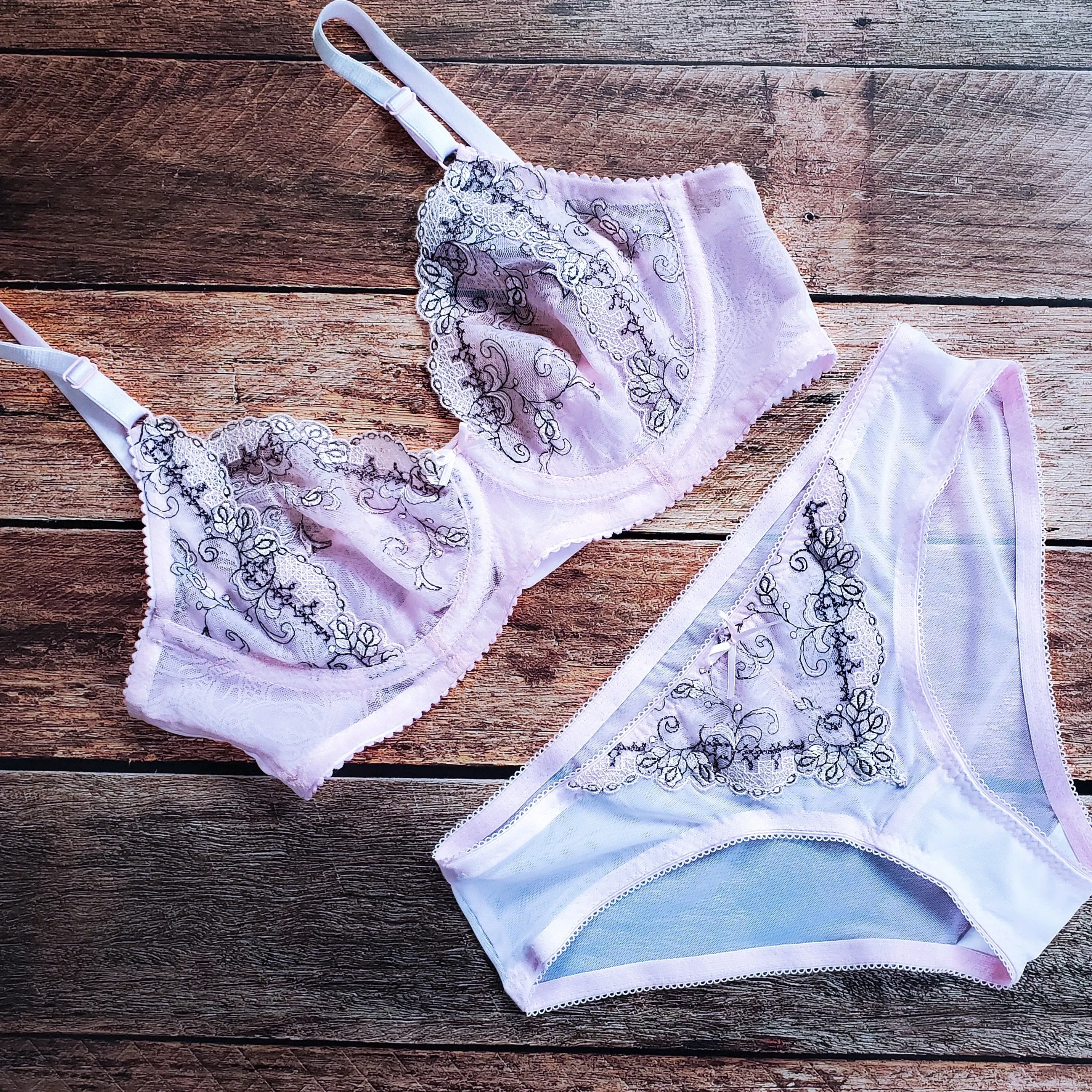 Rose Colored Glasses Lace Bra Kit