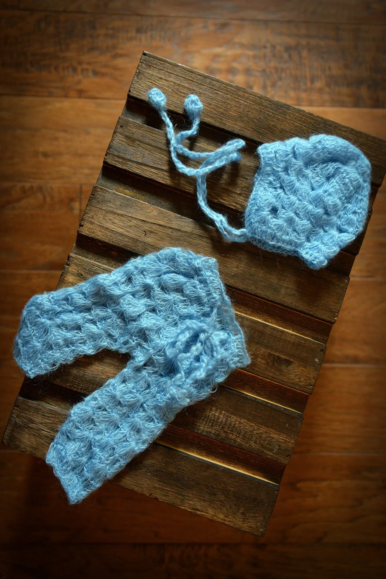 SET Mohair Pants and Bonnet with Knotted Ties - Sky Blue