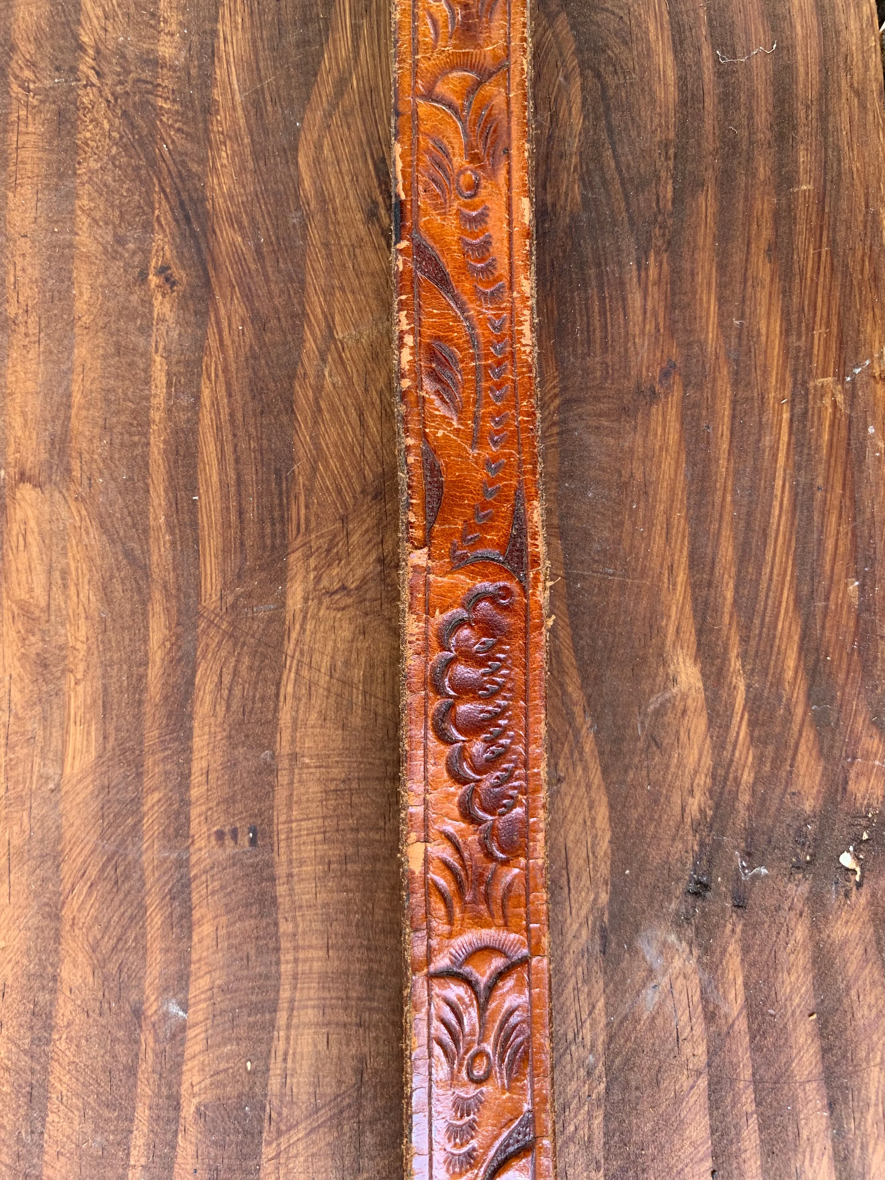 Vintage Tooled Floral Belt