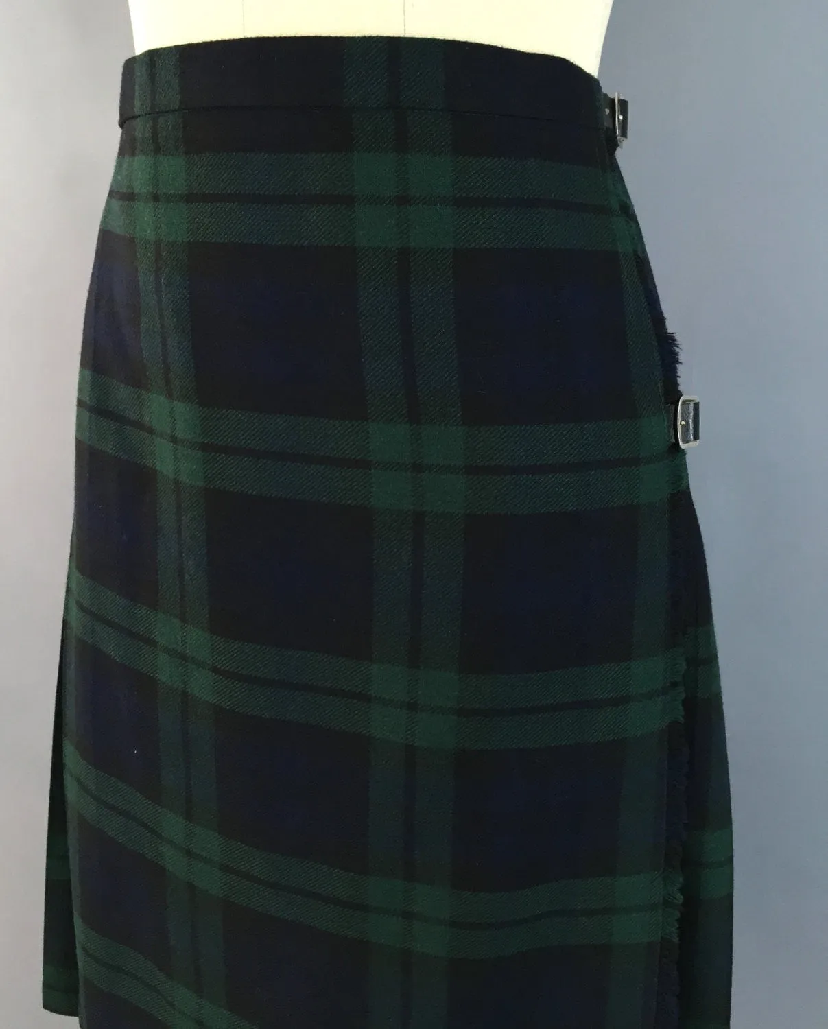 Vintage Wool Kilt / Plaid Skirt / Black Watch Campbell Clan Tartan